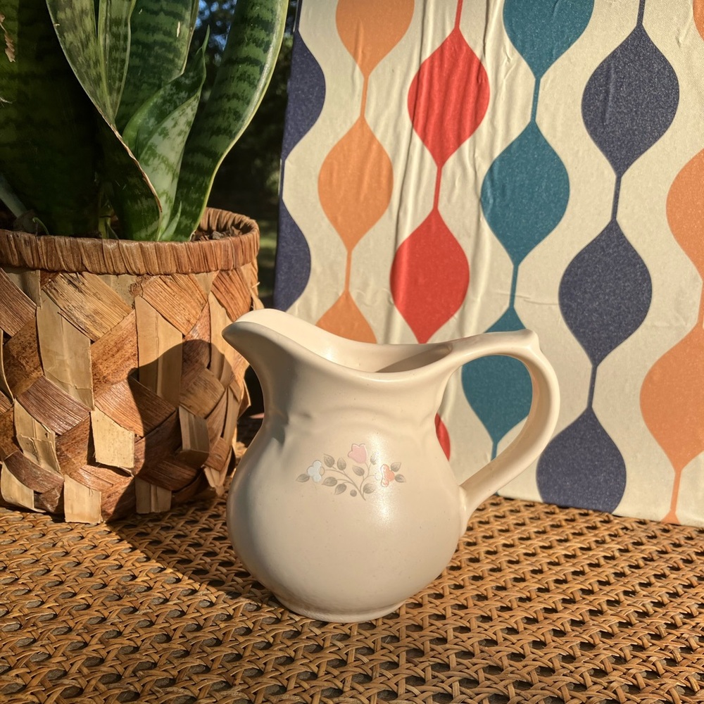 Pfaltzgraff Floral Creamer Remembrance Pattern Vintage Stoneware